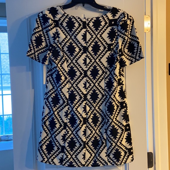 Aztec Print Shift Dress - Picture 3 of 4